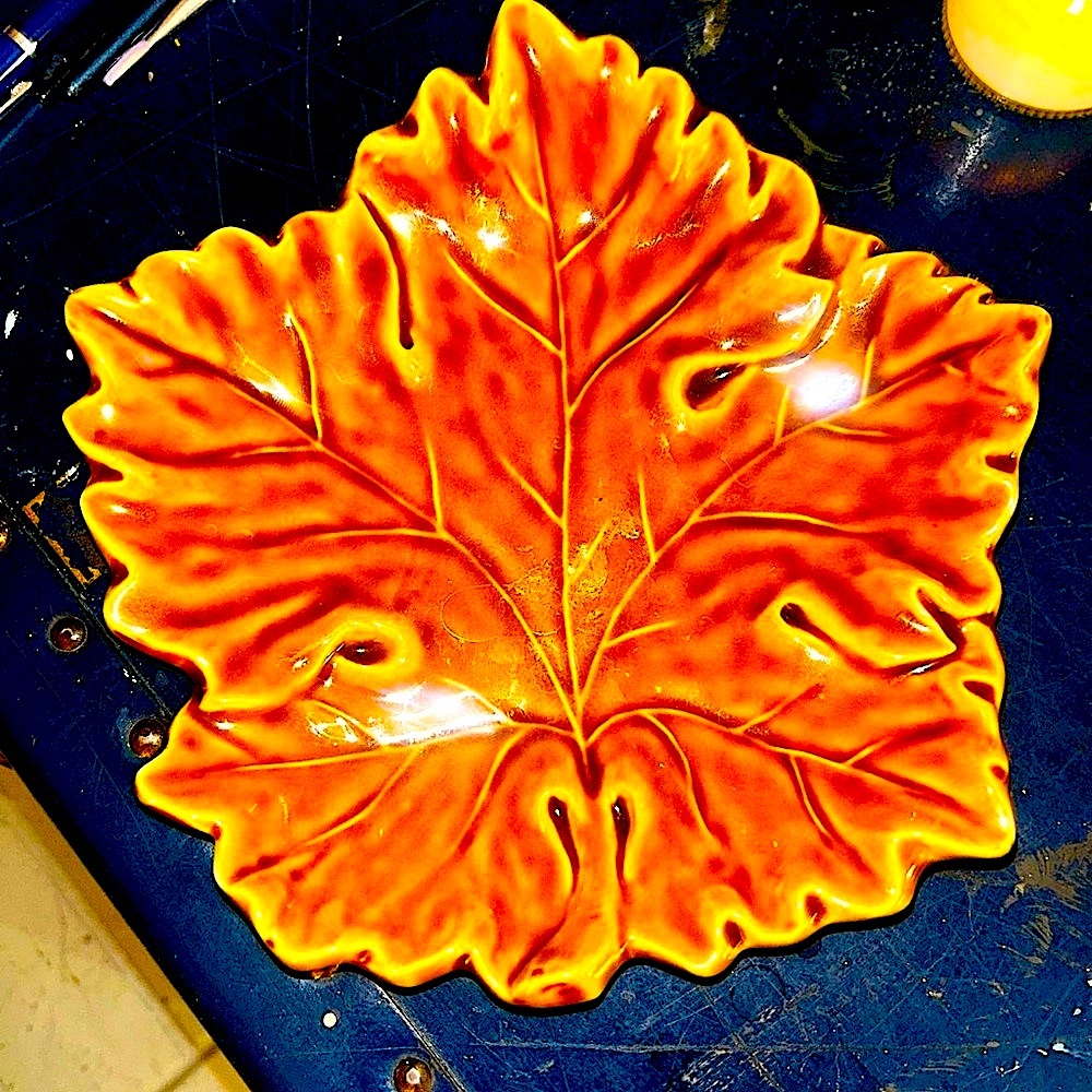 Rare VTG Pottery Barn Harvest Leaf Amber Maple Dish Plate 8” Discontinued